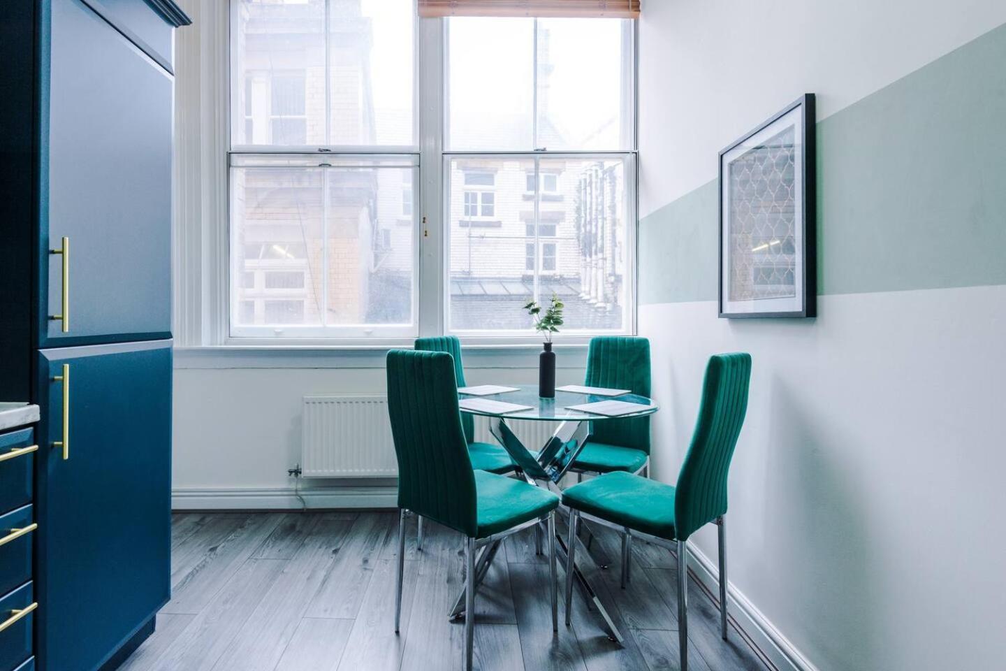 Stunning City Centre Two Bedroom Apartment